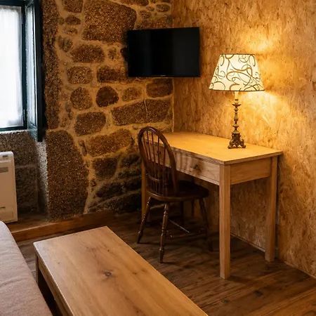 Casas Da Villa- * Monsanto